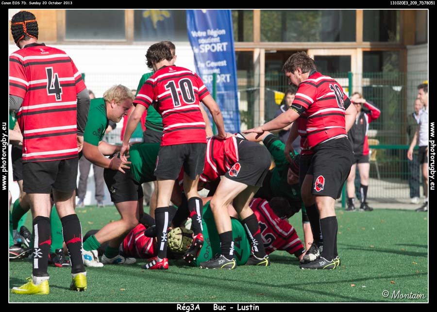 131020E3_209_7D78051
