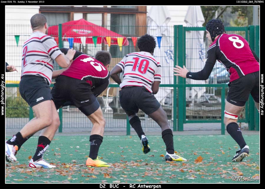 131103D2_064_7D78541