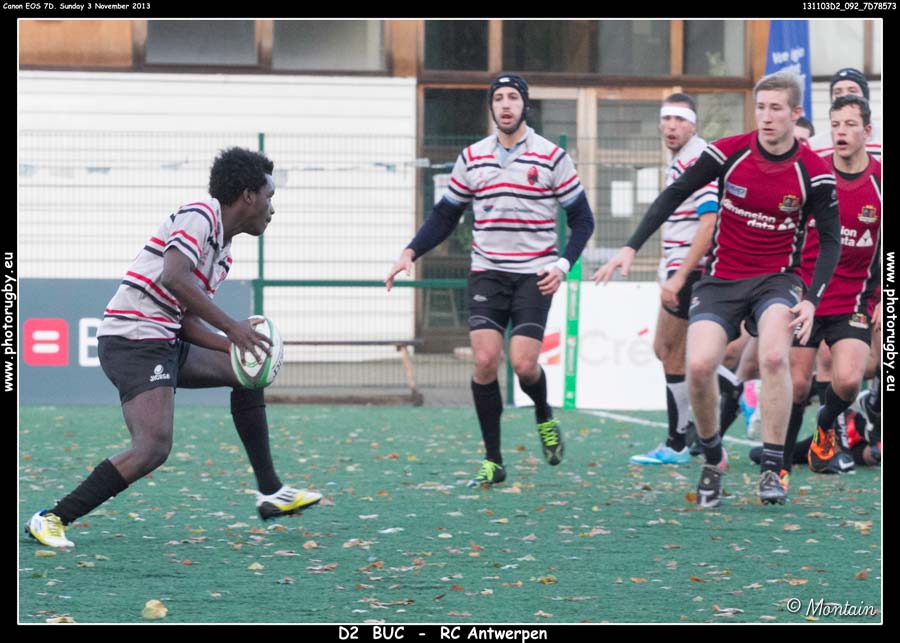 131103D2_092_7D78573